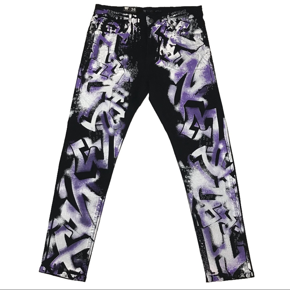 Men’s “Graffiti Paint” 🎨 Jeans. Sizes 32-38